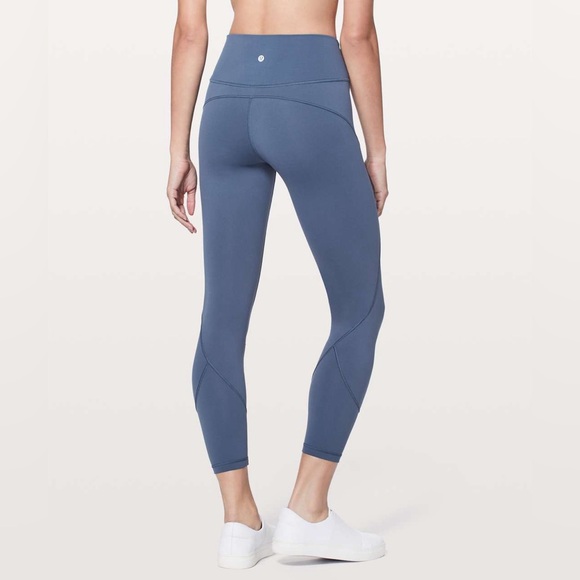 Lululemon | in movement right | size 8 - Picture 2 of 6